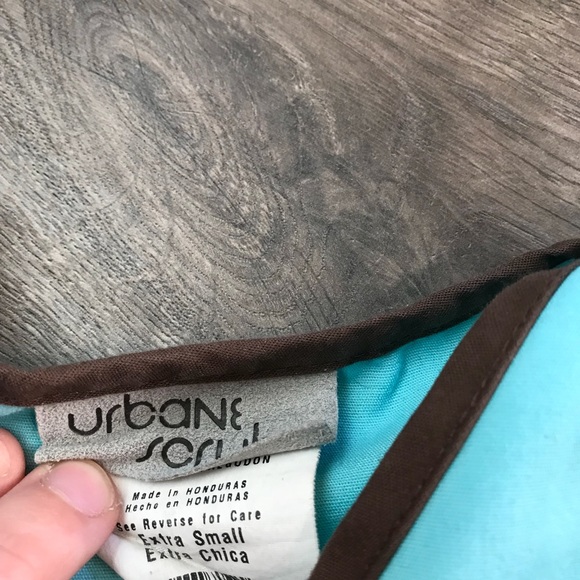 Scrub set - Picture 2 of 4